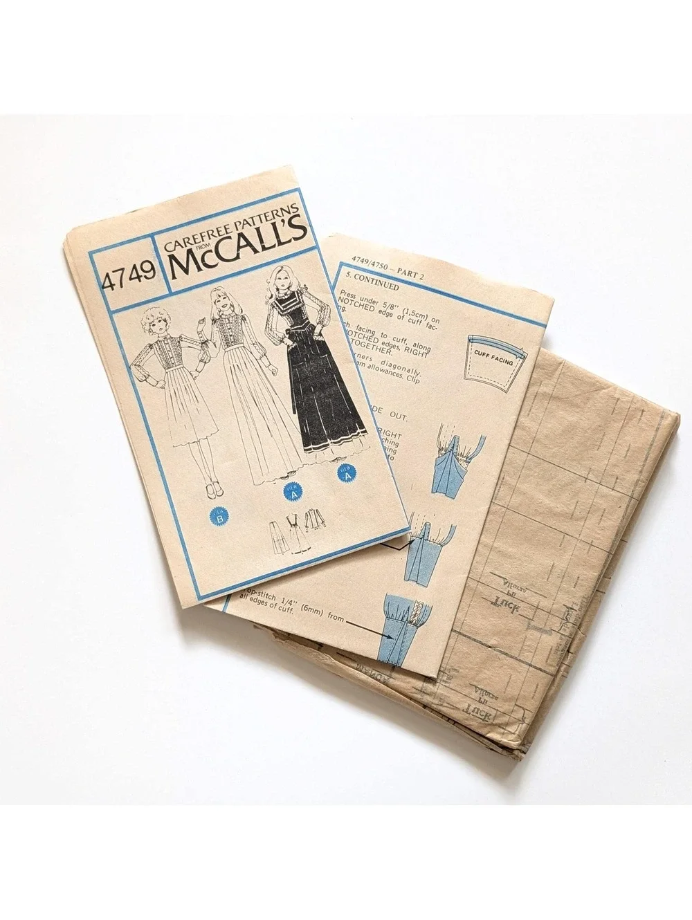1975 Vintage McCall's Laura Ashley 4749 Sewing Pattern